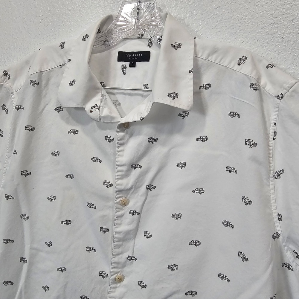 Ted Baker London Mens White SUV Car Print Short Sleeve Button Down Shirt Size 5